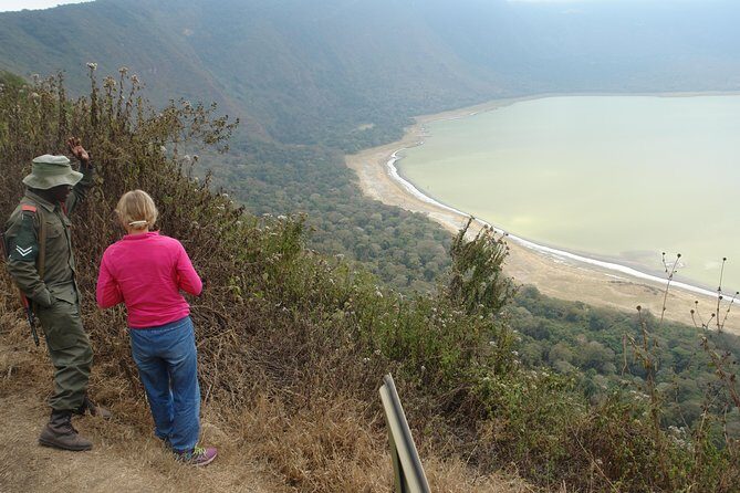 1 Day Joined Group Safari in Ngorongoro Crater National Park - Lunch at 1:00 pm and why the timing matters