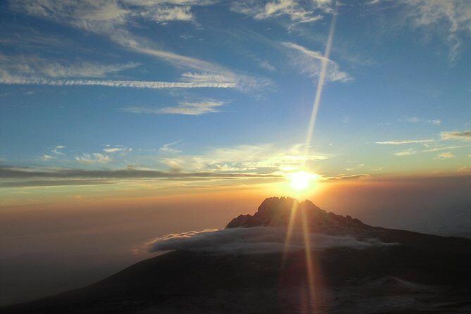 1 Day Kilimanjaro Hiking - Machame Route - Shira Plateau and the Route Convergence Moment