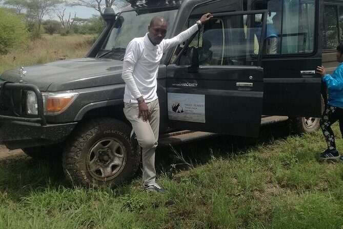 2- Days Tanzania Private (Budget) Safari - Arusha pickup and the 6:00 am start that makes or breaks a safari
