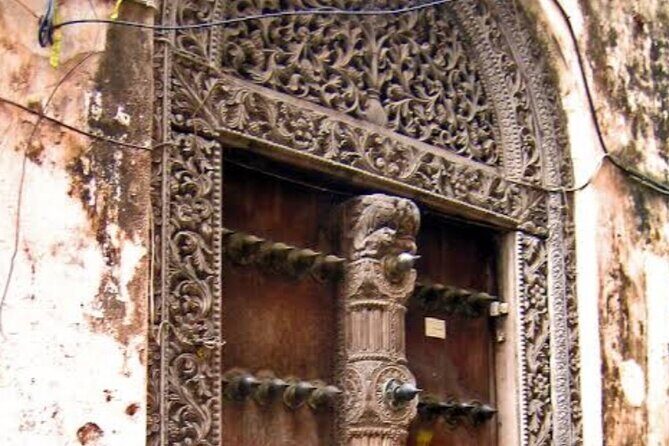 2 Hours Private Stone Town City Tour - From Forodhani to Darajani: the walk that finishes where the action is