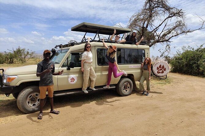 3-Days Budget Lodge Safari - Tarangire, Ngorongoro & Lake Manyara - Ngorongoro Crater: a whole world packed into one descent