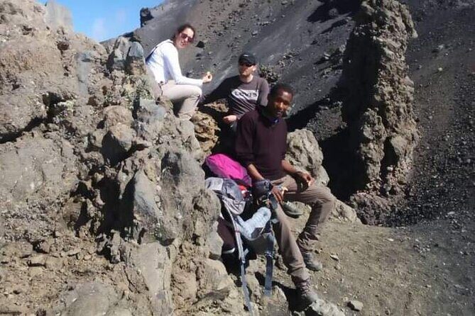 3 Days Mount Meru Trek - Huts, pace, and altitude comfort: how to make this feel manageable