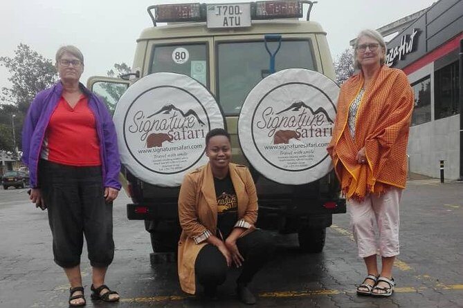 3 Days Tanzania Safari Tarangire, Manyara, & Ngorongoro Crater. - Day 2: Ngorongoro Crater Descent, Big-Five Odds, and a Picnic Lunch