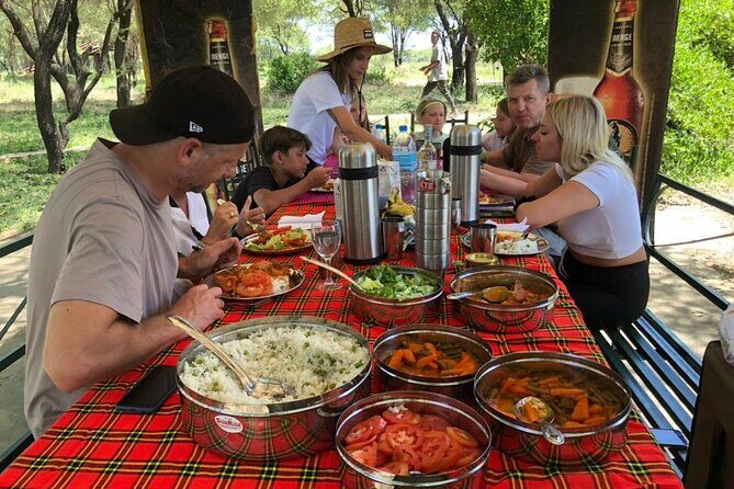 4 days adventure camping safari - The 4x4 safari jeep details that actually matter