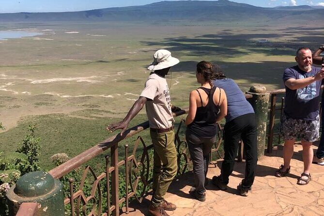 4 days Best experience Kilimanjaro Hike, Serengeti &Ngorongoro - Serengeti on Day 2: late-afternoon viewing and a tented-camp night