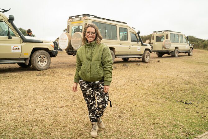 4 Days Tanzania Budget Safari - Day 4: The 600-Meter Descent Into Ngorongoro Crater and Lake Magadi