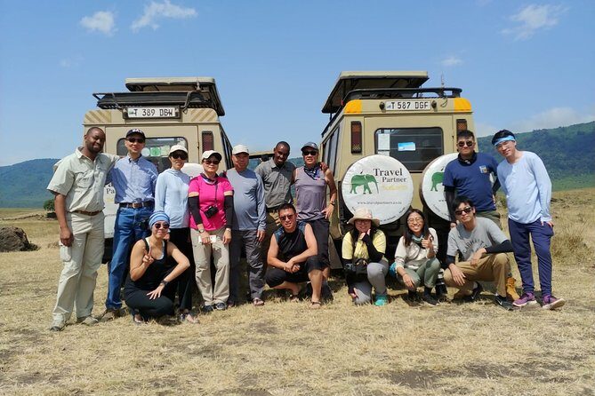5 Day Silver Serengeti & Ngorongoro Crater & Tarangire Safari - Full Serengeti day: tailored wildlife time and a proper sundowner
