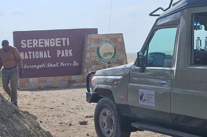 5Days Family _Group Tour Lodging Mid-Range in the Jungle - Day 5 Ngorongoro for the Morning and Lake Magadi: Flamingo Water in the Crater