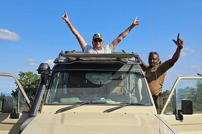 5Days Family _Group Tour Lodging Mid-Range in the Jungle - Lodging and Meals: Mid-Range Comfort Without the Guesswork