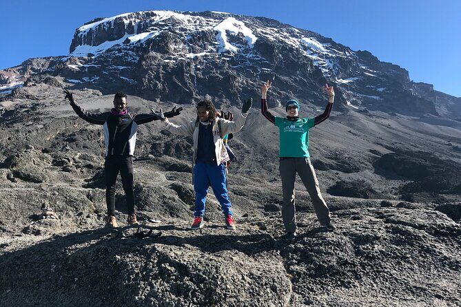 6-Day Private Guided Machame Hike Tour at Kilimanjaro - Your Crew, Gear Checks, and the Extra Care Behind the Scenes