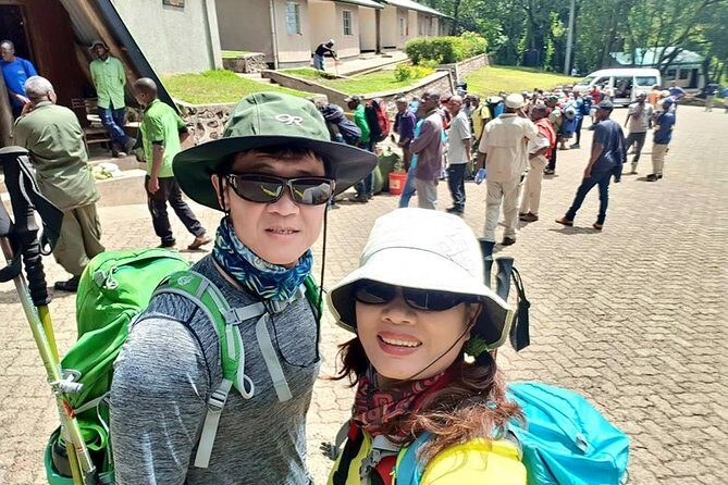 6 Days Machame Route Hike - Moshi start, 45-minute gate access, and what to watch for