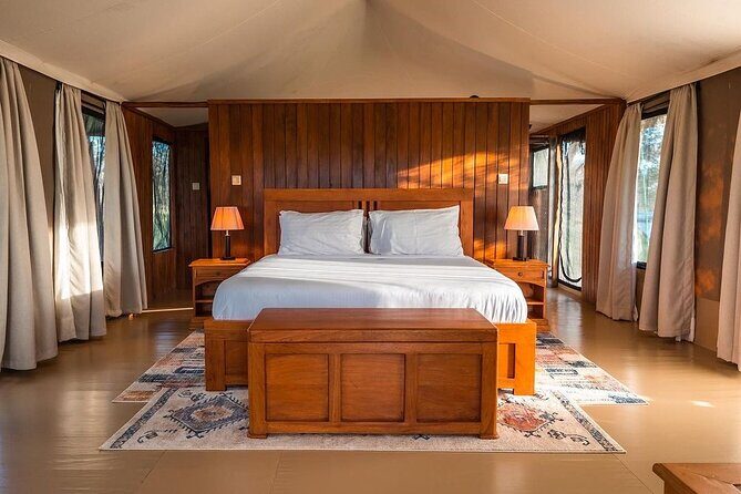 6-DayThe Best of Northern Tanzania Safari - From Serengeti to Ngorongoro Wild Camp: settling in before the crater day
