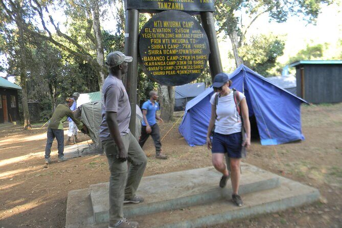 8 Days Kilimanjaro Climbing tour via the Lemosho Route - Day 6: Barafu Summit Camp (4,640m) and the Kosovo intermediate camp reset