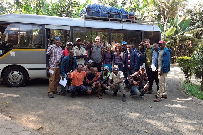 climb the KILIMANJARO via Lemosho route - Shira Cathedral or the lower route via Moe Hut (Day 3): a real acclimatization choice