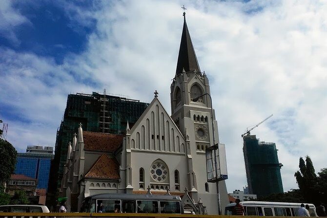 Dar es Salaam City Tour - Visit all attractive places - Askari Monument and the National Museum: A Practical Way to See the Big Story