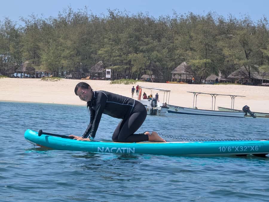 DAR ES SALAAM: MBUDYA ISLAND SNORKELING TOUR & BEACH VIBES - The lunch choice: fresh seafood on the sand (optional)