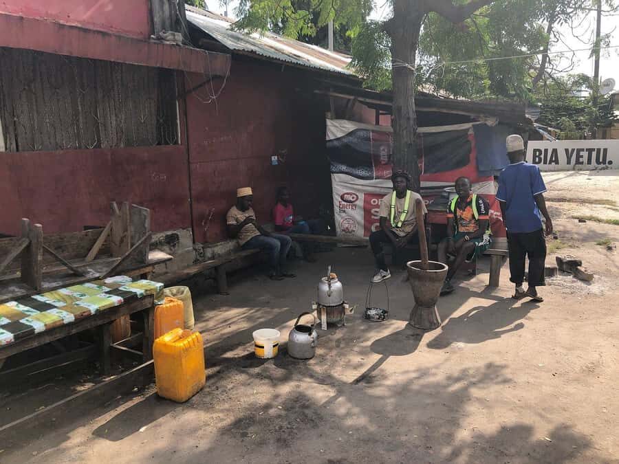 Dar es Salaam: Tuk-Tuk Tour, Street Food & Local Lifestyle - Kariakoo Market: smells, shopping, and the real “how people live”