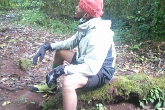 Day trip to mount Kilimanjaro - Lunch and bottled water: the quiet comfort that keeps you going