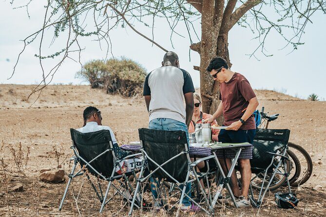 Explore the 360° of Kilimanjaro - Day 4: Rongai Foothills and the Snowcap Cottages Edge