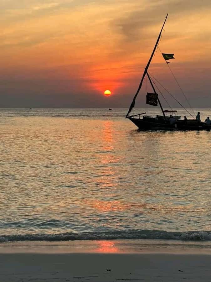 FROM NUNGWI; SUNSET DHOW CRUISE EXPERIENCE - Why This Sunset Dhow From Nungwi Works So Well