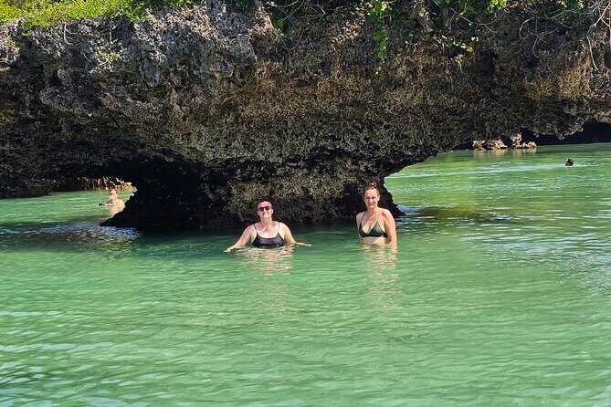 Full Day Private Safari Blue Ocean Trip with Lunch - Key highlights at a glance