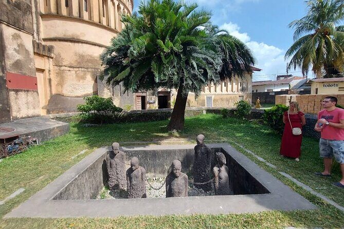 Full Day Private Stone Town, Spice Farm & Prison Island Tour - Logistics That Keep the Day from Feeling Like a Sprint