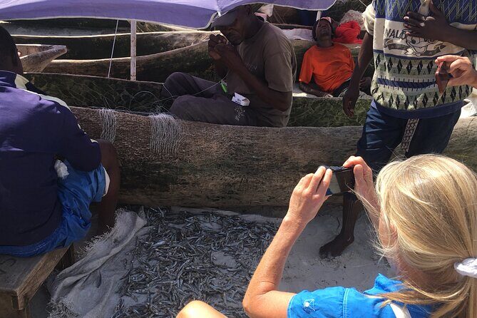 Full Day Private Tour in Dar es Salaam City - Tingatinga Arts Cooperative Society: take home something made in Dar