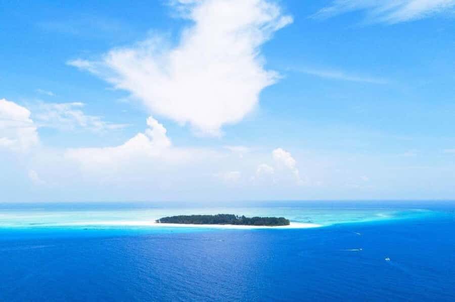 Jozani Forest Tour, Starfish Adventure, The Rock Restaurant - The Rock Restaurant Zanzibar: lunch that doubles as the view