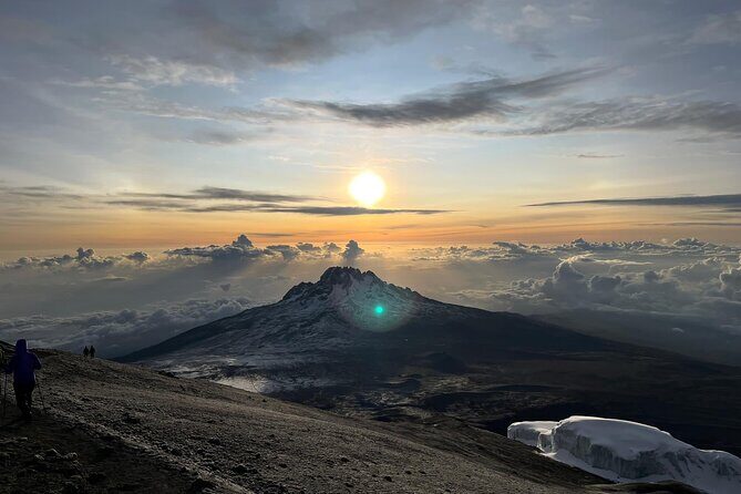 Kilimanjaro climb via Marangu Route 6Days - Marangu Route in Six Days: Why the Hut-First Climb Works for Many