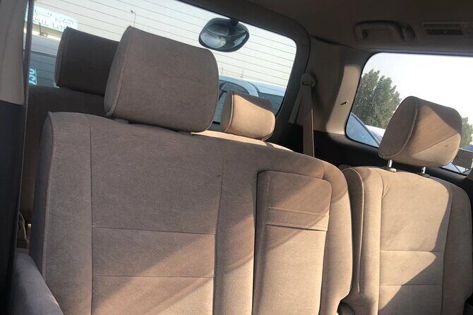 Kisauni Airport Private Transfer to Nungwi Zanzibar or Kiwengwa - The meet-and-greet: how you’ll find your driver