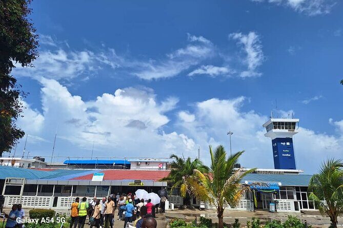 Kisauni Airport Private Transfer to Nungwi Zanzibar or Kiwengwa - North-side hotel drop-offs: Nungwi vs Kiwengwa