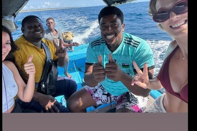 Mnemba Private Snorkeling Experience - Seafood BBQ lunch at Mnemba: what’s actually included