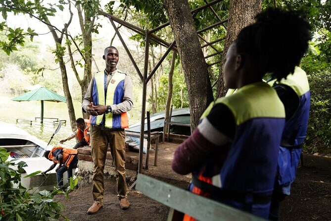 Private Canoe or Hike Tour on Lake Duluti - How long it takes and how to plan your afternoon