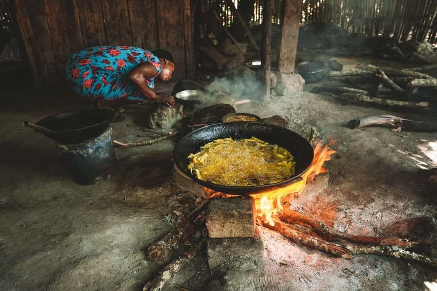 Private Chemka/Kikuletwa hotsprings with lunch & drinks - Getting there from Arusha or Moshi: the drive is part of the day