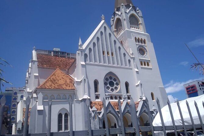 Private Insightful City Tour of Dar es Salaam - Askari Monument: a WWI memorial with a before-and-after story