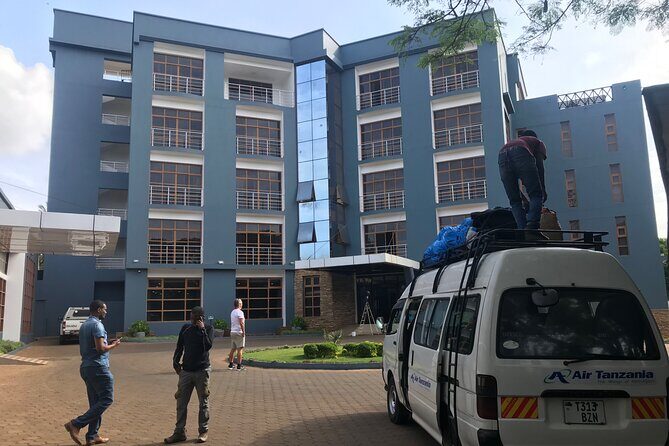 Private Kilimanjaro Airport Transfer to or from Tanzania - Door-to-Door Comfort: Luggage, Safety, and Less Moving Around