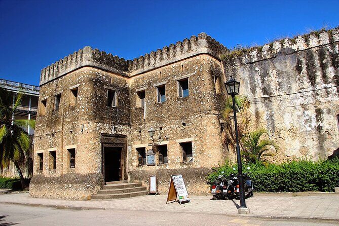 Private Stone Town & Spice Farm Tour - Two stops, one tight schedule in Zanzibar City