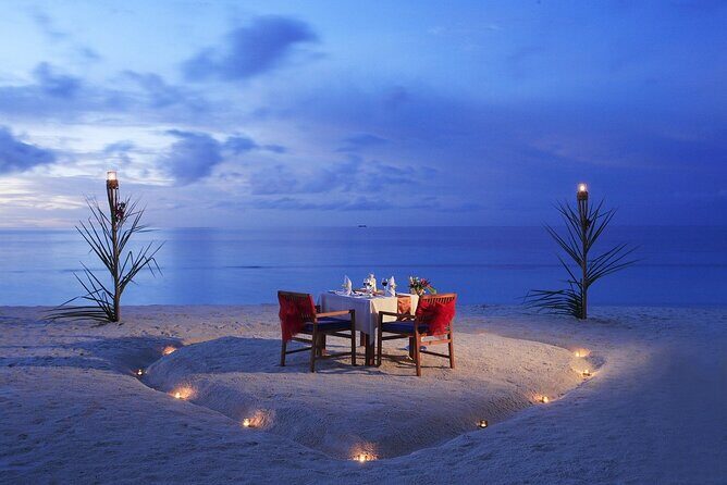 Romantic dinner with Candle at the Nungwi or Kendwa beach - What’s actually on the menu: Swahili flavors with classic wow points