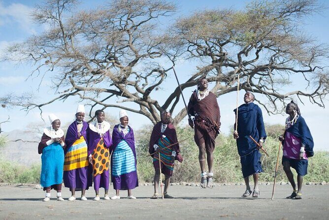 Savannah Escape & Active Culture Tour - Day 2 in Serengeti: Seronera’s water and a long-view feel
