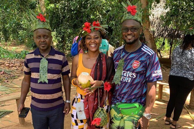 STONE TOWN and SPICE FARM TOUR ( Lunch Included ) - Stone Town Walking Loop: Old Streets, Big Stories, Real Sights