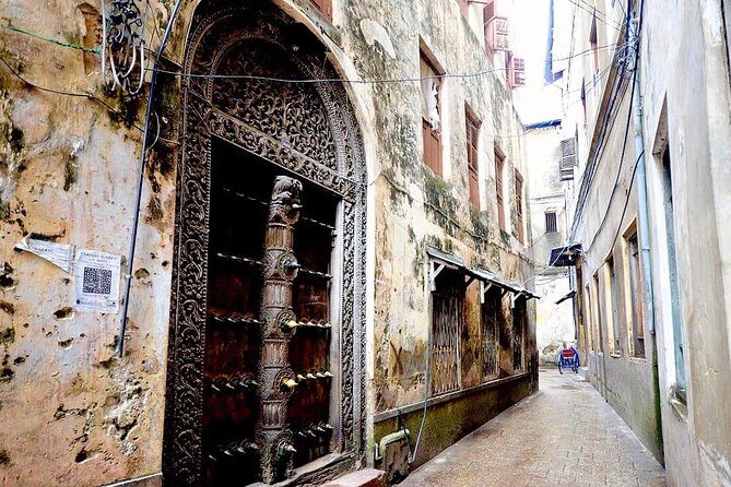 Stone Town City Tour - Following the Sultans, Slaves, and Explorers Through Stone Town
