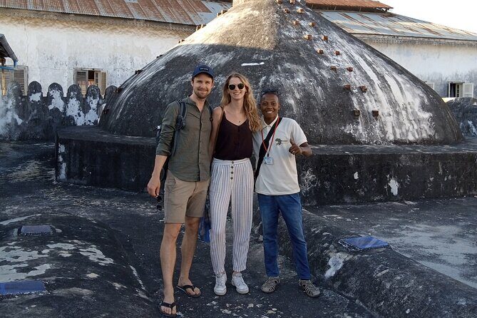 Stone Town Historical Walking Tour - Old Fort, Jaws Corner, and Forodhani Garden: photo stops with meaning