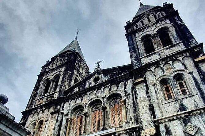 Stone Town Private Tour with Slave Market Tickets - Stop 5: Stone Town streets to Zanzibar Coffee House—rest and reset
