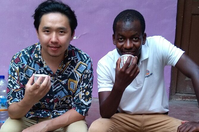 Stone Town Private Tour with Slave Market Tickets - Stop 6: People’s Palace Museum / Sultan Palace access—power on display