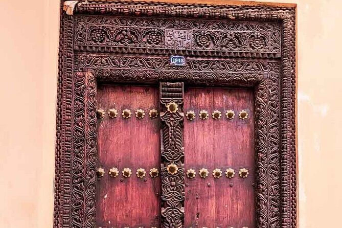 Stone Town Private Tour with Slave Market Tickets - Stop 1: Old Slave Market and Anglican Cathedral—where the story gets real