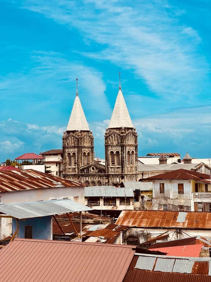 Stone Town Walking Tour With Local Expert Guide - Getting Oriented in Stone Town: The Maze with a Map in Your Pocket