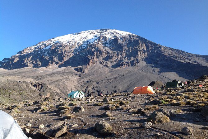 The best 6-Days Kilimanjaro hiking (Machame route)whiskey route - Day 4: Barranco Wall scrambling to Barafu Hut (4,600m)