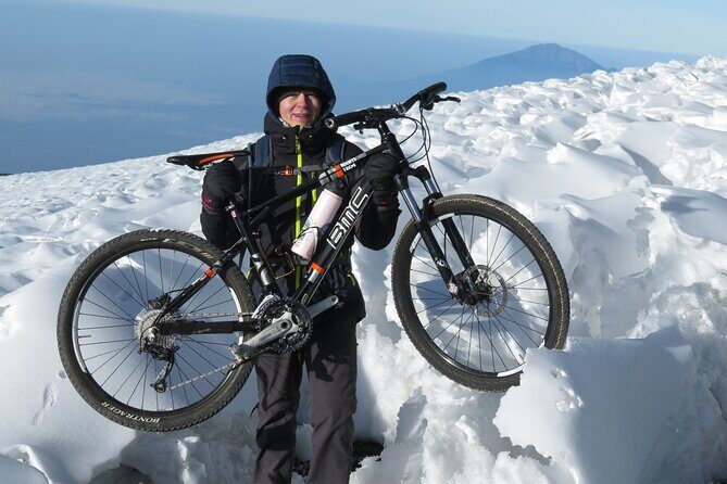 Top 6 Days Mt. Kilimanjaro Bike trek Tour by Marangu-Kilema Route - Day 1: Kilema gate to Horombo Hut on a 16km first push