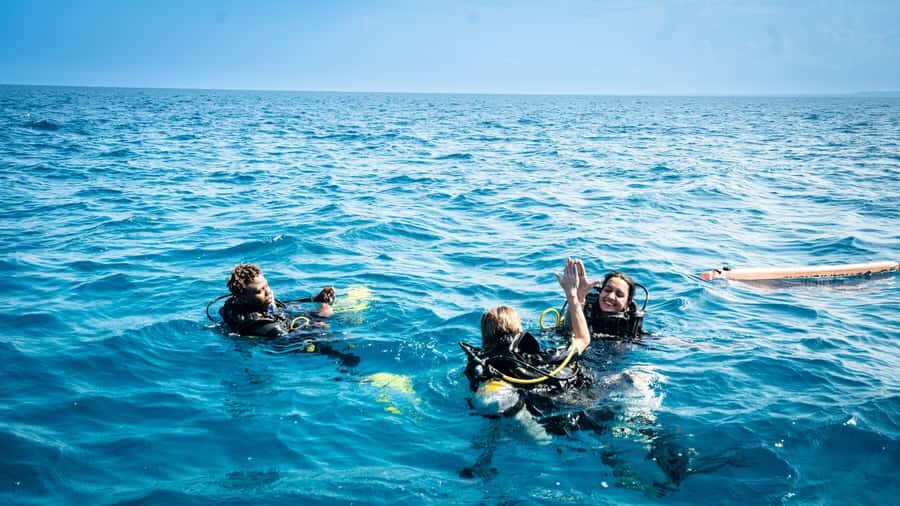 Zanzibar: 1 Day Blue Trip with 2 Stunning Scuba Dives - Lunch on the Boat: The Small Break That Changes the Day
