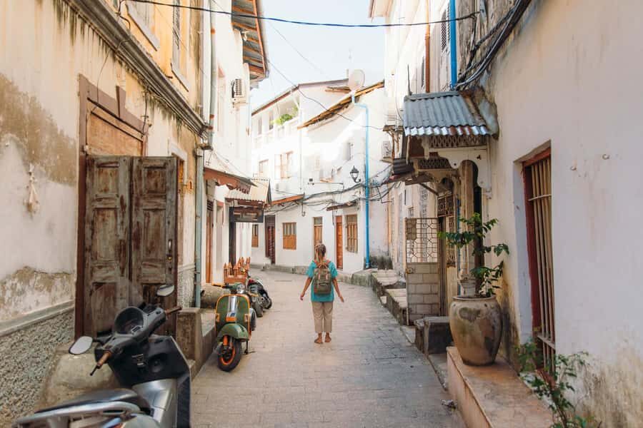 Zanzibar City: Guided Tour of the Stone Town District - Where you start: pickup and meeting options in Stone Town